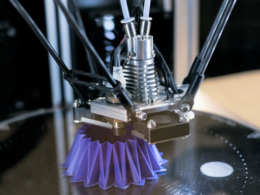 Forschungszentrum ADMiRE – Additive Manufacturing, Intelligent Robotics and Embedded Sensors Forschungszentrum ADMiRE