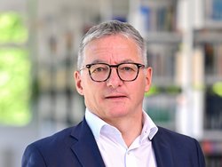 FH-Prof. DI Dr. Erich Alois Hartlieb, Studiengangsleitung Wirtschaftsingenieurwesen & Industrial Engineering & Management